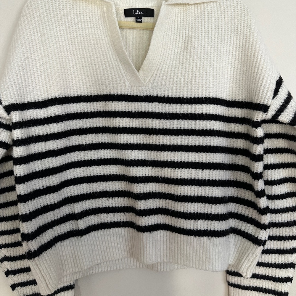 Lulus Black and White Striped Women's Sweater Perfect for Fall